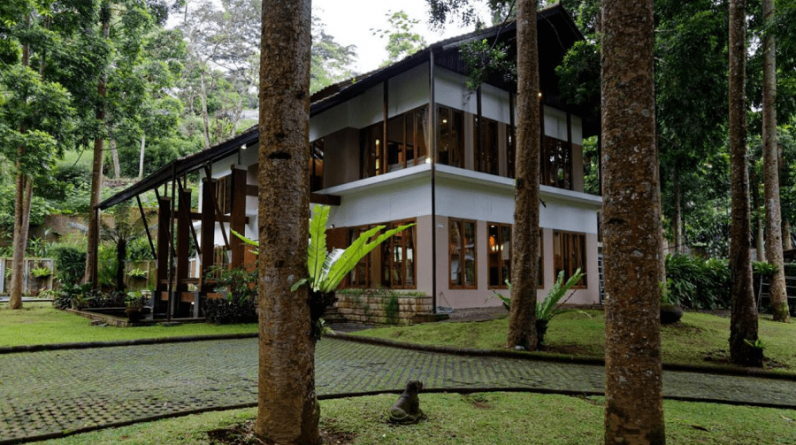 villa di puncak